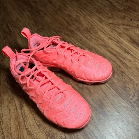 s-l400.jpg Nike Women\'s Athletic Shoes - Bubblegum Vapor Max main image 2